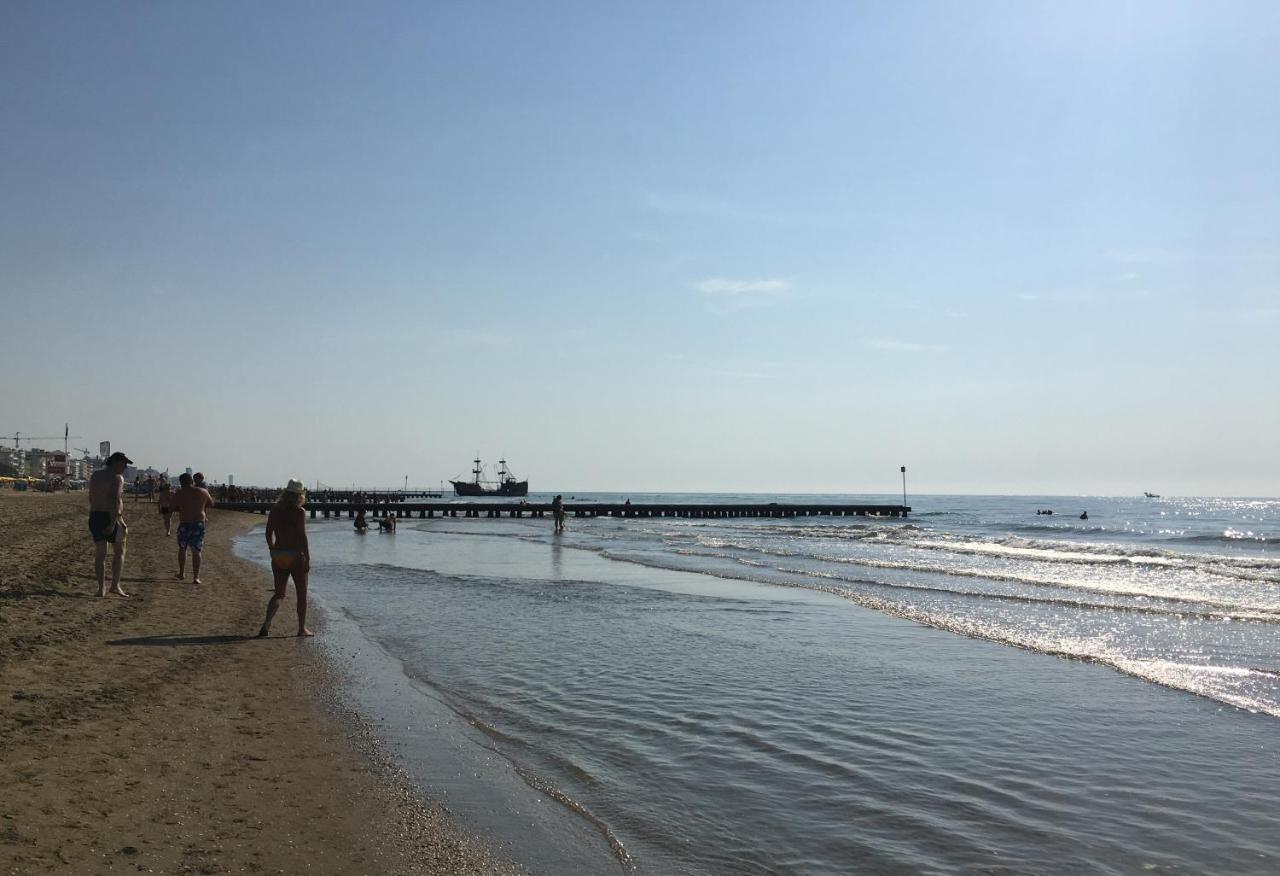 Quadrilocale E Mansarde Bafile241 - Adria Holiday Jesolo - Family Apartments Buitenkant foto